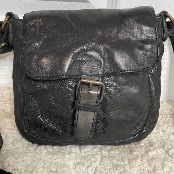 The Trend Made in Italy Black Leather Crossbody Purse Bag - Picture 2 of 11